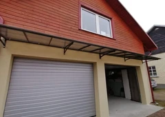 Patvari metalo stogin? J?s? kiemui ir terasai||Stogeliai virš dur?, garaž? ir balkon? – gaminsime||Elegantiškos aliuminio stogin?s su polikarbonatu||Stogin?s automobiliams ir terasoms – išmatuosime||Modernios kiemo konstrukcijos – patikima apsauga||Stogeliai pagal J?s? matmenis – protinga kaina