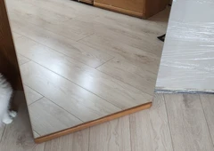 Puikios būklės veidrodis 60x80 kabinimui